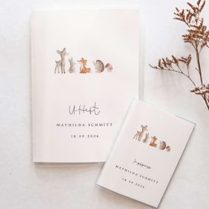 Personalisiertes U-Heft und Impfpassset mit von Hand illustriertem Waldtiermotiv
